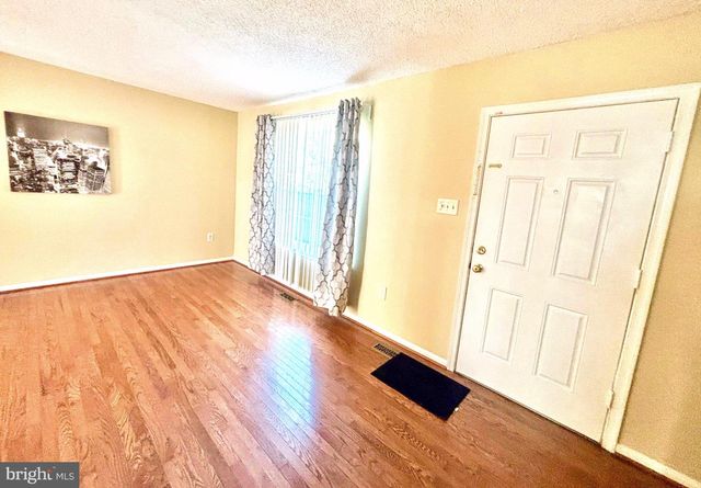 723 SAINT MICHAELS DR, Bowie, MD 20721