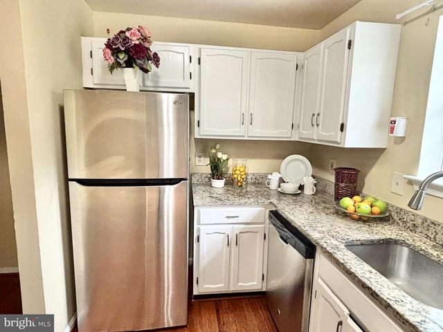723 SAINT MICHAELS DR, Bowie, MD 20721