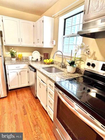 723 SAINT MICHAELS DR, Bowie, MD 20721