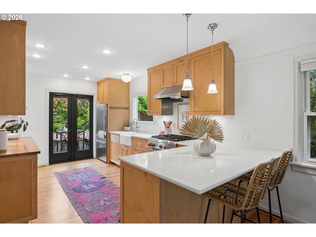 5816 Ne 24TH Ave, Portland, OR 97211