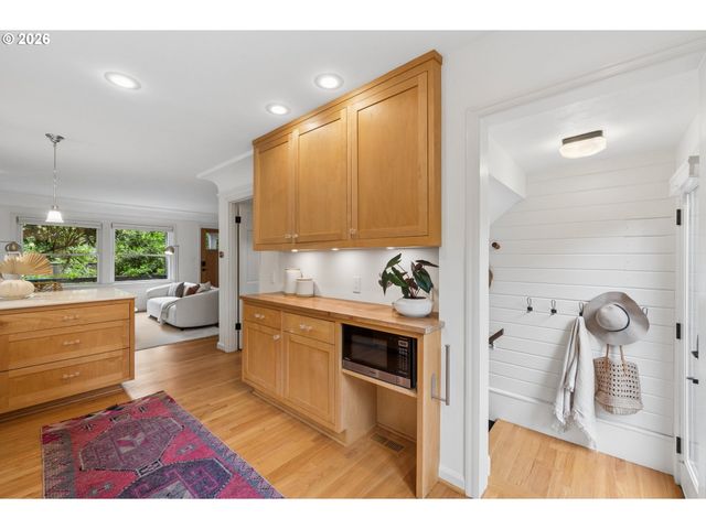5816 Ne 24TH Ave, Portland, OR 97211