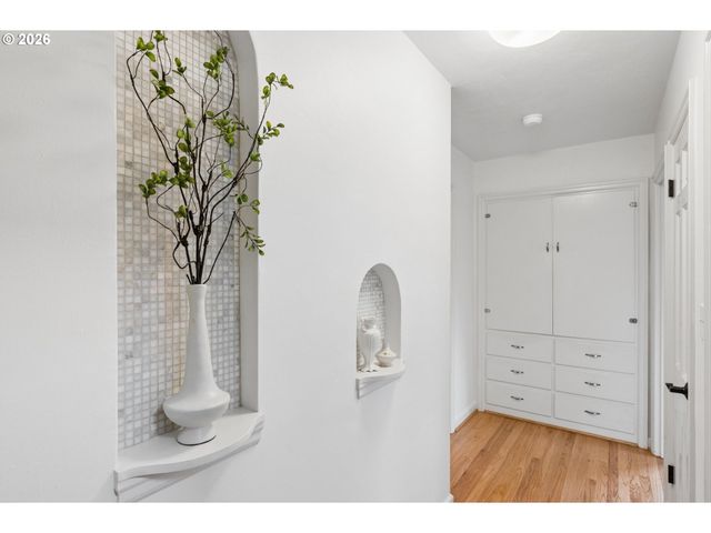 5816 Ne 24TH Ave, Portland, OR 97211