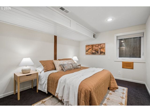 5816 Ne 24TH Ave, Portland, OR 97211