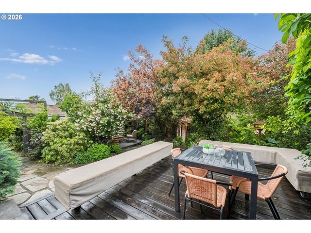 5816 Ne 24TH Ave, Portland, OR 97211