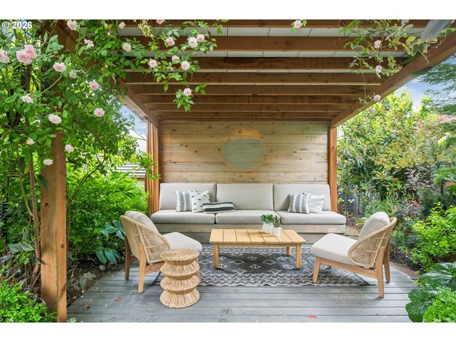 5816 Ne 24TH Ave, Portland, OR 97211