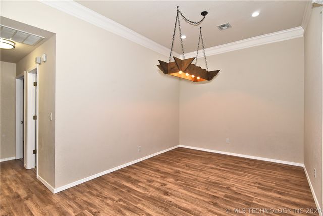 1105 N Hemlock Avenue, Broken Arrow, OK 74012