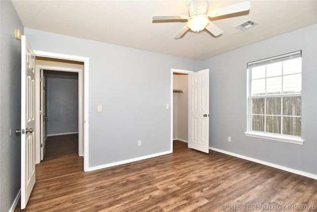 1105 N Hemlock Avenue, Broken Arrow, OK 74012