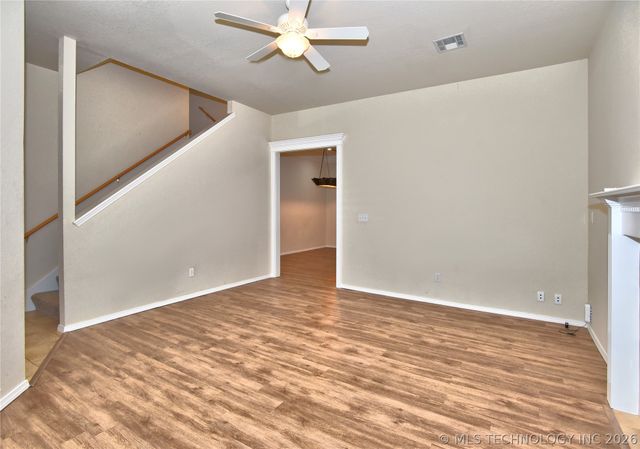 1105 N Hemlock Avenue, Broken Arrow, OK 74012