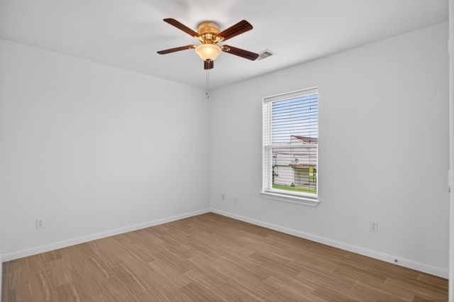 4207 Reeves Drive, Galveston, TX 77554