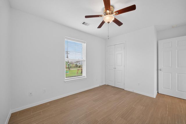 4207 Reeves Drive, Galveston, TX 77554