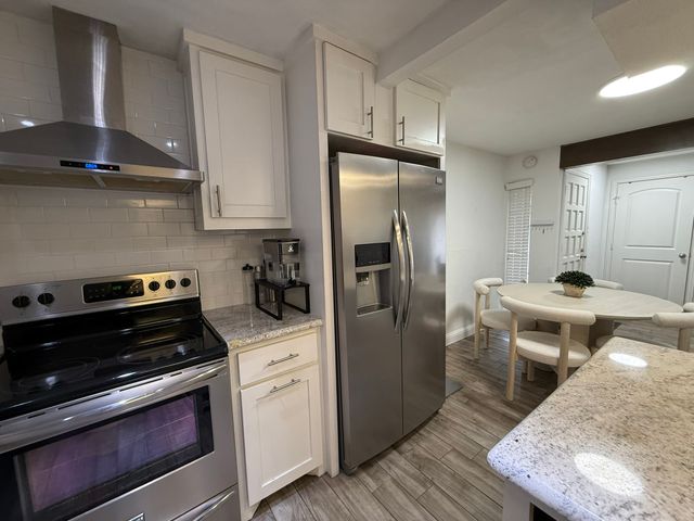 6005 Danbury Lane 102, Dallas, TX 75206