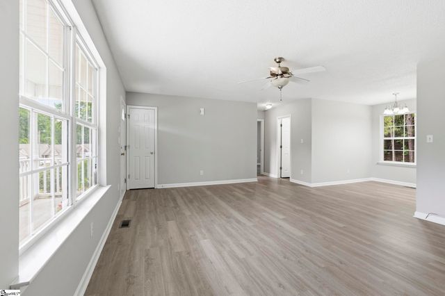 141 Brookwood Creek Drive, Landrum, SC 29356