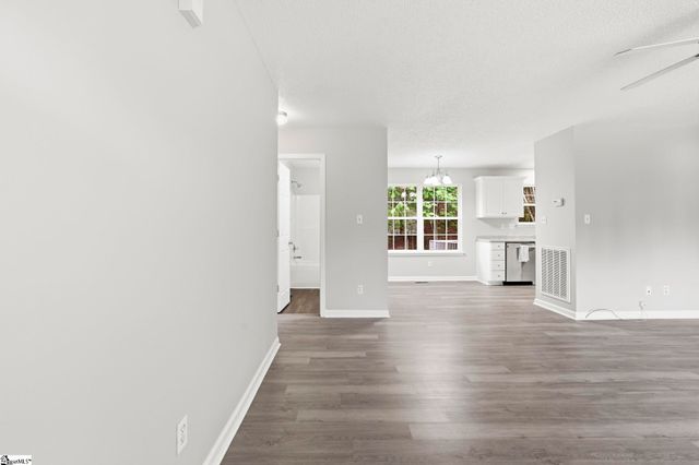141 Brookwood Creek Drive, Landrum, SC 29356