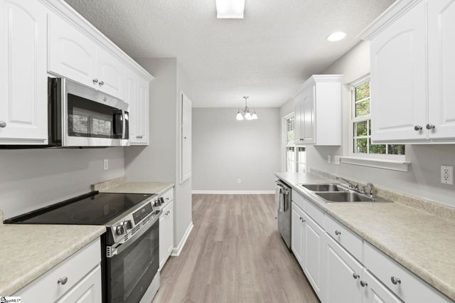 141 Brookwood Creek Drive, Landrum, SC 29356