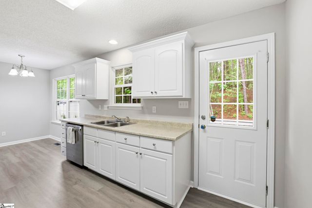 141 Brookwood Creek Drive, Landrum, SC 29356