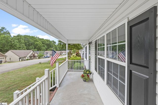 141 Brookwood Creek Drive, Landrum, SC 29356