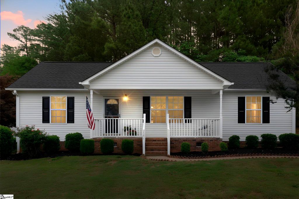 141 Brookwood Creek Drive, Landrum, SC 29356