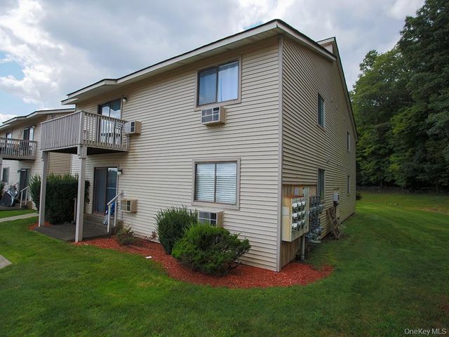 226 Concord Lane, Middletown, NY 10940