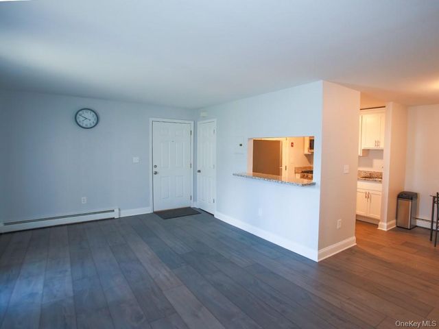 226 Concord Lane, Middletown, NY 10940