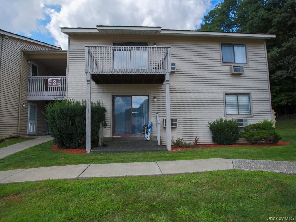 226 Concord Lane, Middletown, NY 10940
