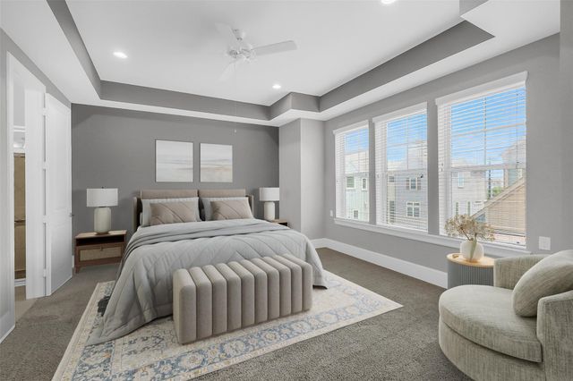 714 N Shepherd Drive, Houston, TX 77007
