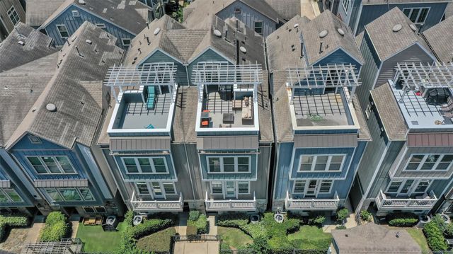 714 N Shepherd Drive, Houston, TX 77007