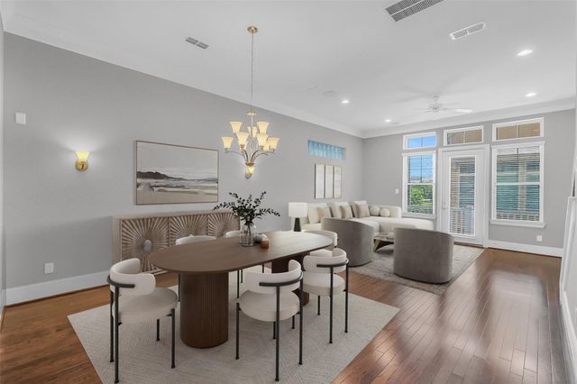 714 N Shepherd Drive, Houston, TX 77007