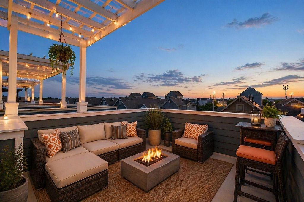 714 N Shepherd Drive, Houston, TX 77007