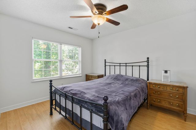 810 Brenda Pl., Myrtle Beach, SC 29577