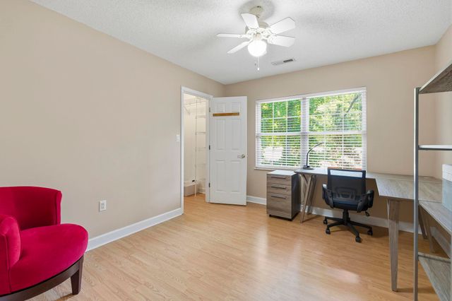 810 Brenda Pl., Myrtle Beach, SC 29577