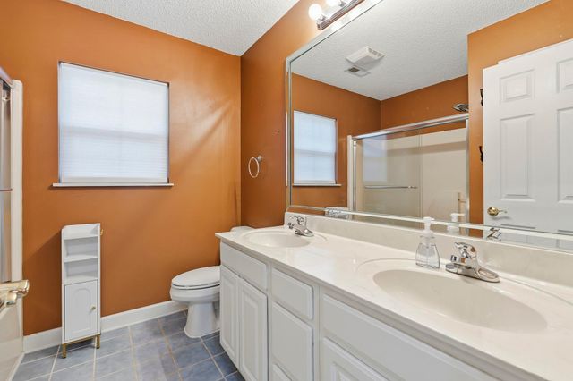 810 Brenda Pl., Myrtle Beach, SC 29577