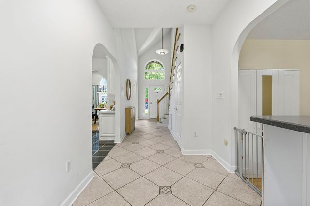810 Brenda Pl., Myrtle Beach, SC 29577