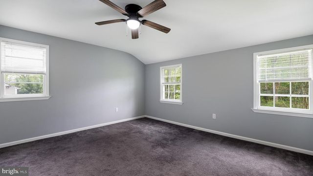 687 BRISTOL, Southampton, PA 18966
