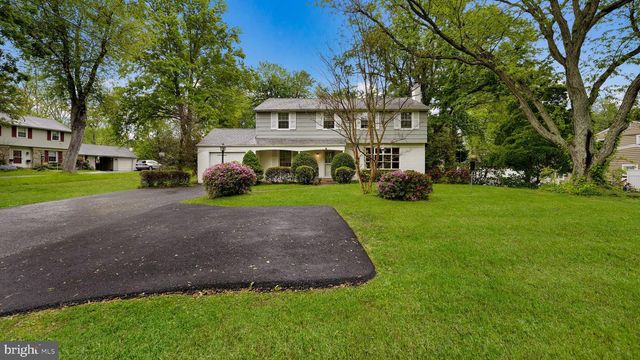687 BRISTOL, Southampton, PA 18966