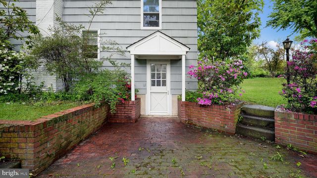 687 BRISTOL, Southampton, PA 18966
