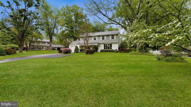 687 BRISTOL, Southampton, PA 18966