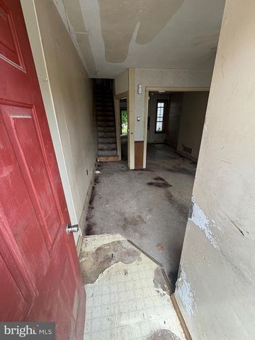 633 YORK ST, York, PA 17403