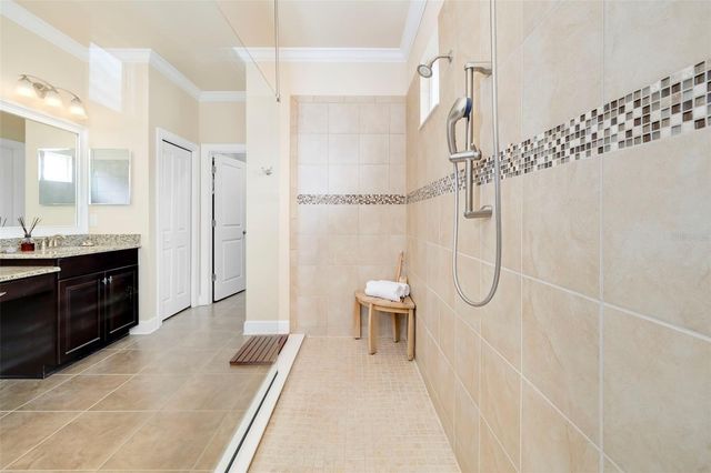 5231 CASTELLO LANE, Lakewood Ranch, FL 34211