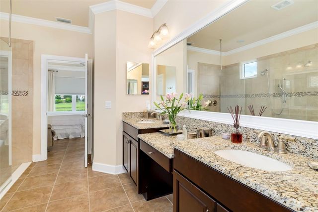 5231 CASTELLO LANE, Lakewood Ranch, FL 34211