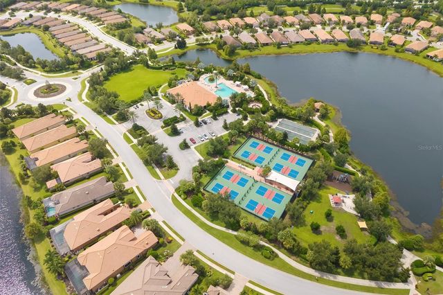 5231 CASTELLO LANE, Lakewood Ranch, FL 34211