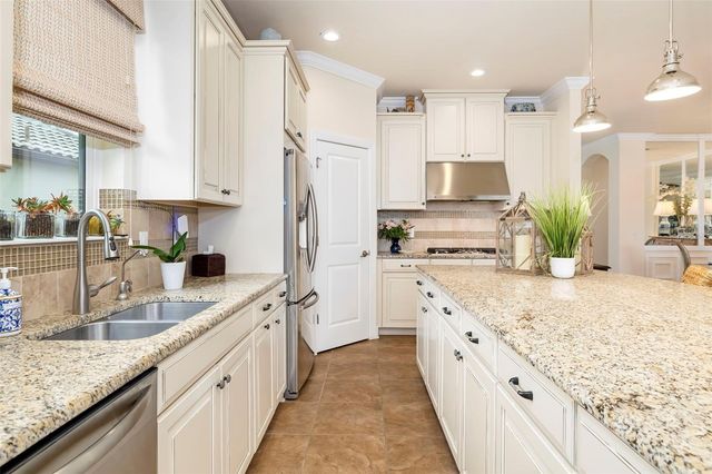 5231 CASTELLO LANE, Lakewood Ranch, FL 34211