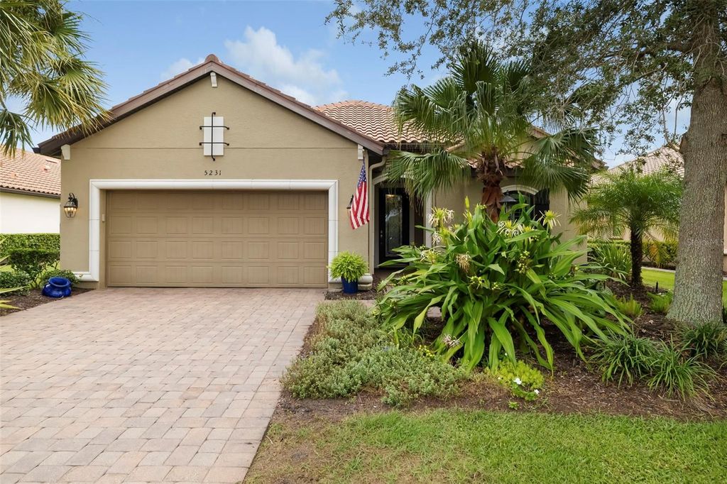 5231 CASTELLO LANE, Lakewood Ranch, FL 34211