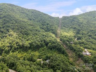 99 Settings Boulevard #3 A-12, Black Mountain, NC 28711