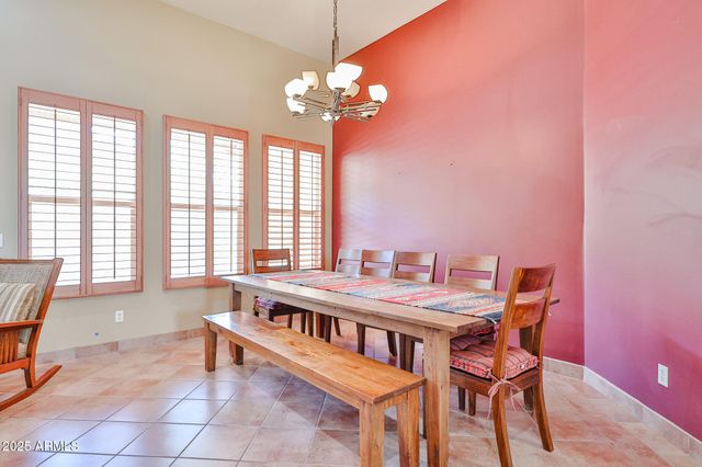 18329 W SANTA ALBERTA Lane, Goodyear, AZ 85338