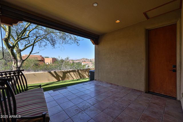 18329 W SANTA ALBERTA Lane, Goodyear, AZ 85338