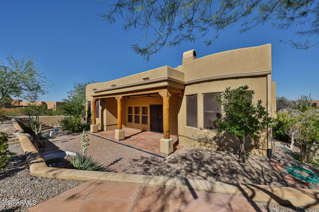 18329 W SANTA ALBERTA Lane, Goodyear, AZ 85338