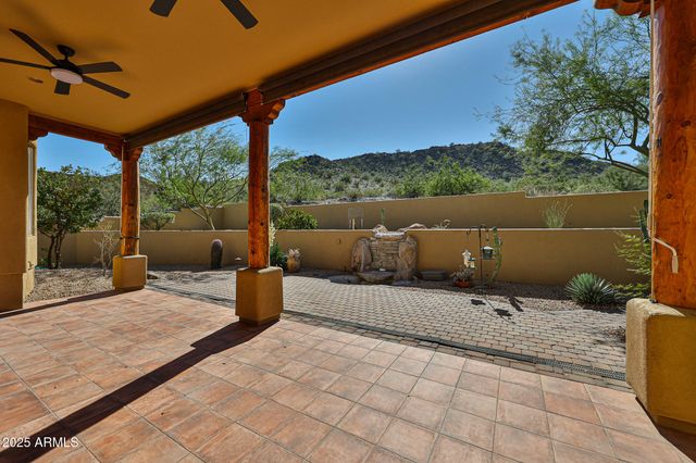 18329 W SANTA ALBERTA Lane, Goodyear, AZ 85338