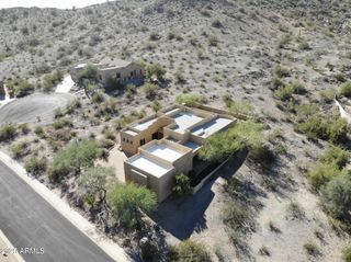 18329 W SANTA ALBERTA Lane, Goodyear, AZ 85338