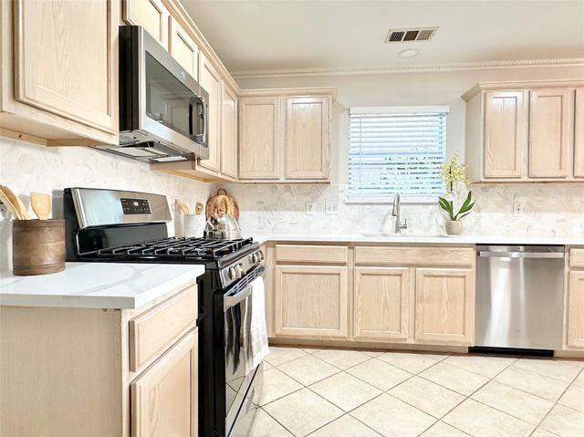 3510 Burkett Drive, La Porte, TX 77571