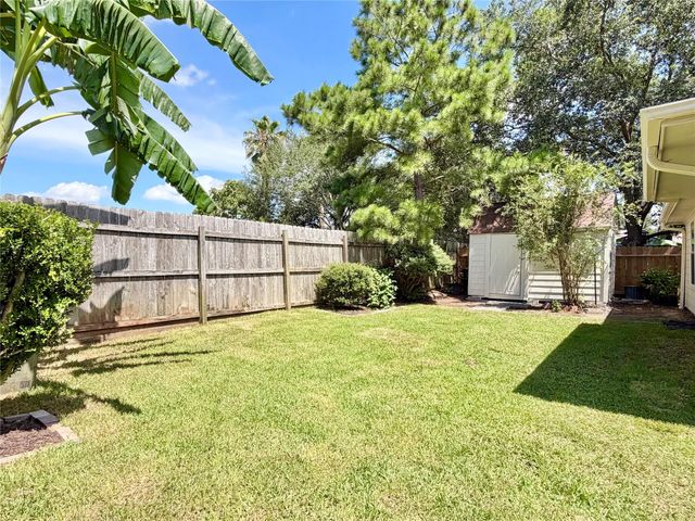 3510 Burkett Drive, La Porte, TX 77571
